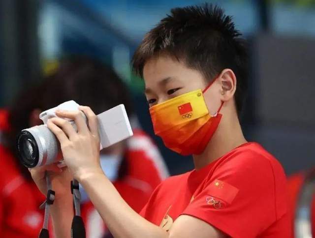 女人全裸图片